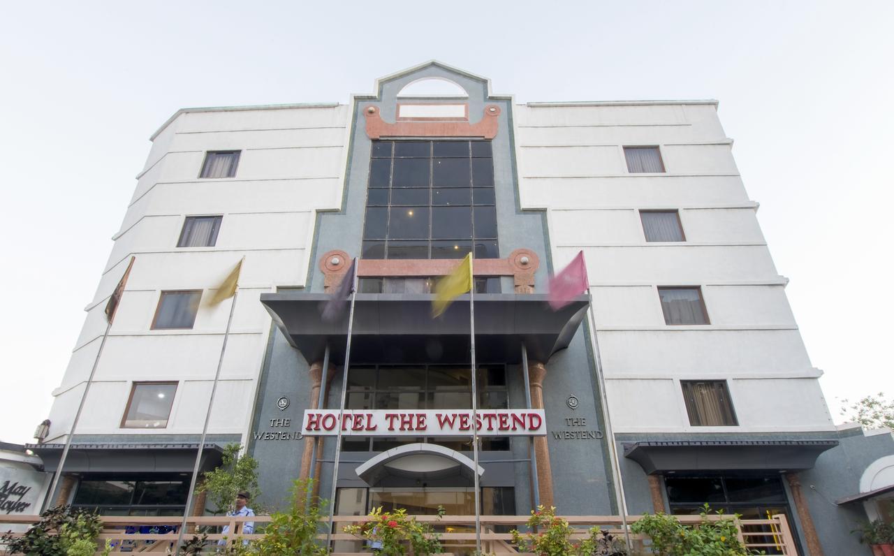 Hotel The Westend Ahmedabad Luaran gambar