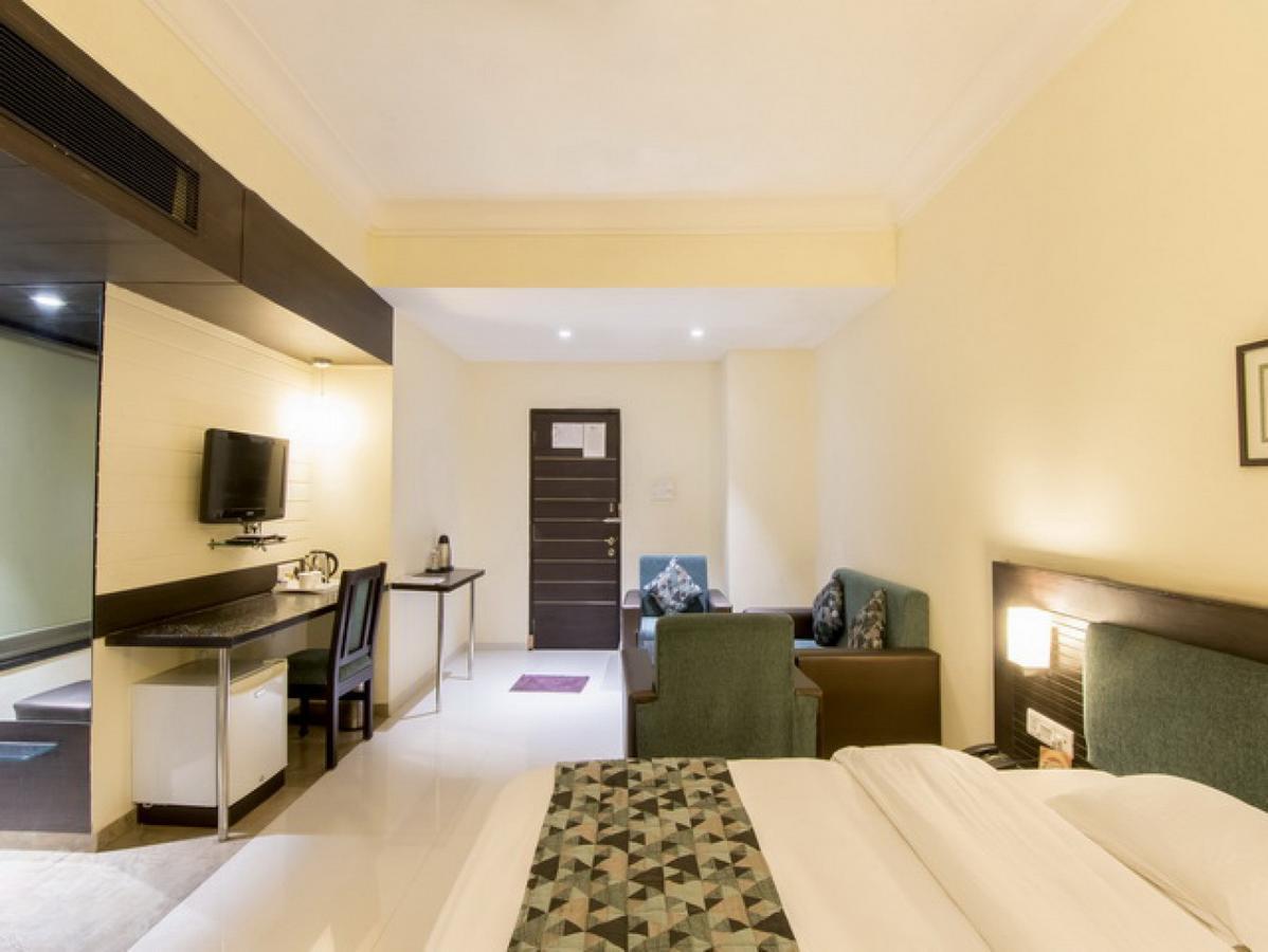 Hotel The Westend Ahmedabad Luaran gambar