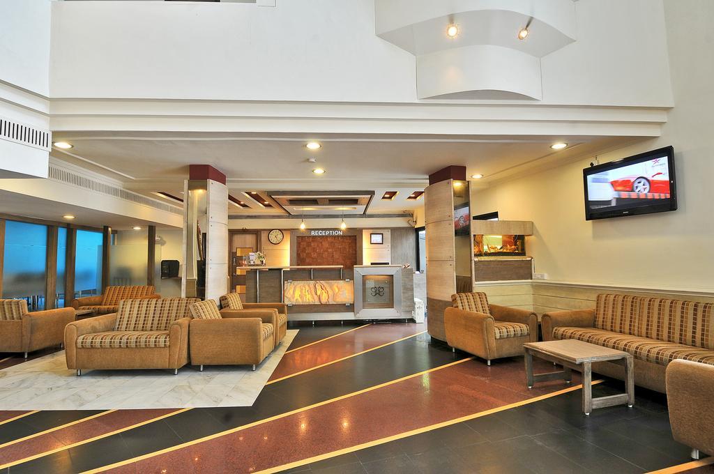 Hotel The Westend Ahmedabad Luaran gambar